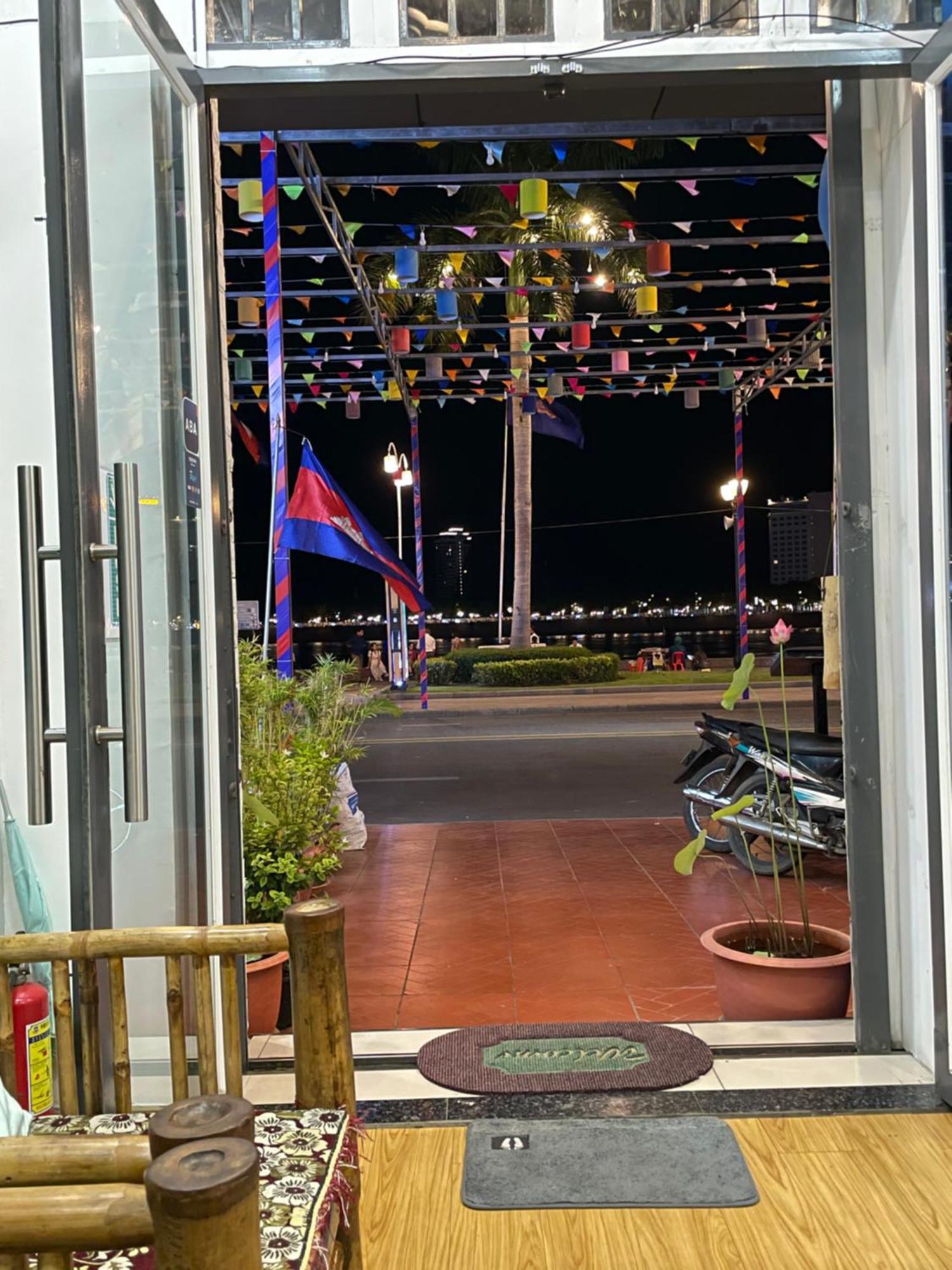 4 Rivers Hotel Phnom-Penh Buitenkant foto