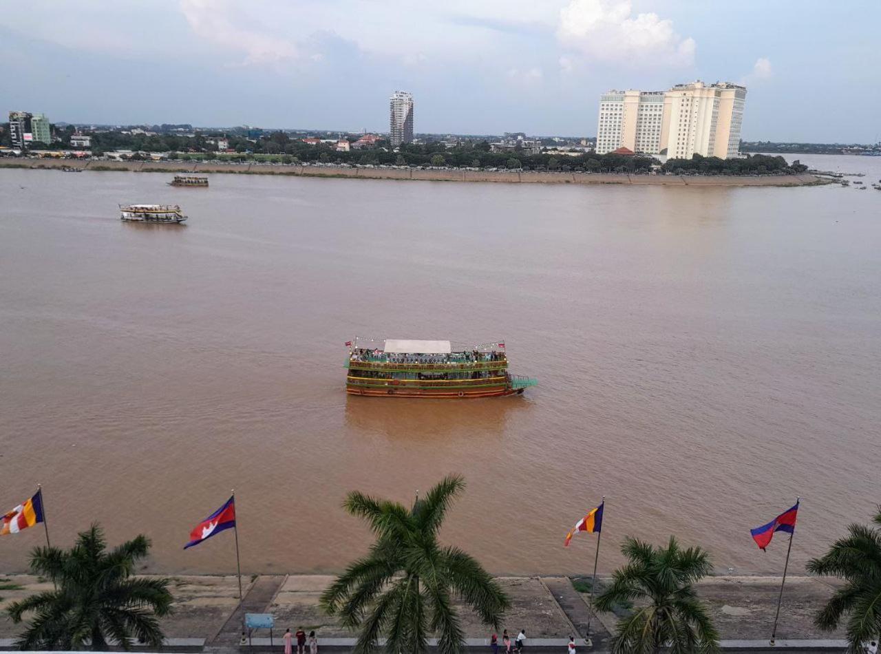 4 Rivers Hotel Phnom-Penh Buitenkant foto