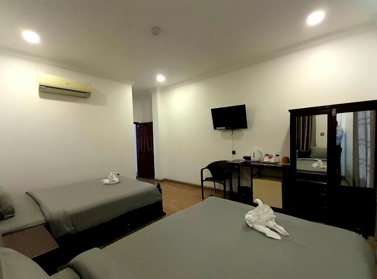 4 Rivers Hotel Phnom-Penh Buitenkant foto