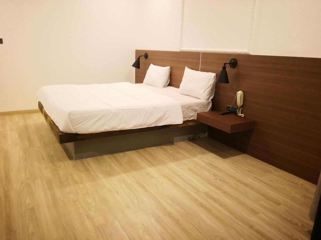 4 Rivers Hotel Phnom-Penh Buitenkant foto
